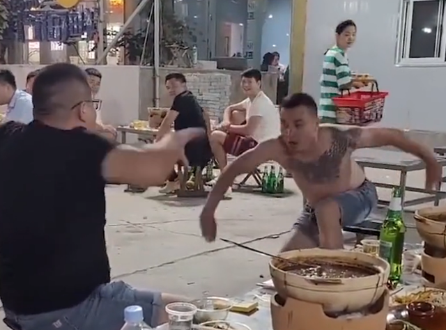 莱比锡训练开放日，冲刺阶段伤情更新引欢呼，西甲在即，临场指挥获称赞的简单介绍