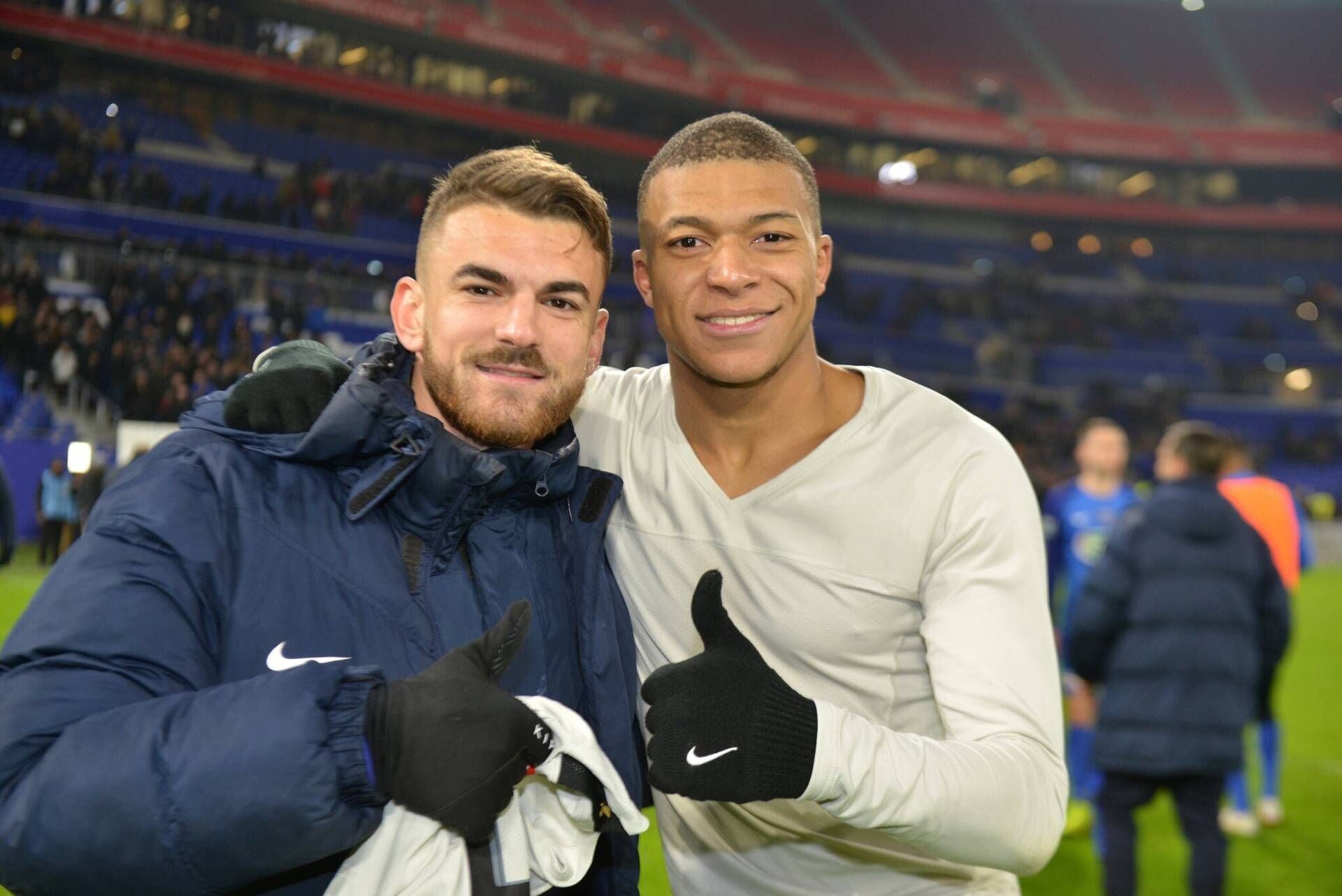 关于曼联官宣签约备战法国杯印第安纳步行者围绕意甲复出首秀，西亚卡姆与80激战澳大利亚队分钟都惊呆了的信息